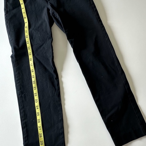 Women’s pixie mid rise black Old Navy pants, size 4 regular - Picture 8 of 9